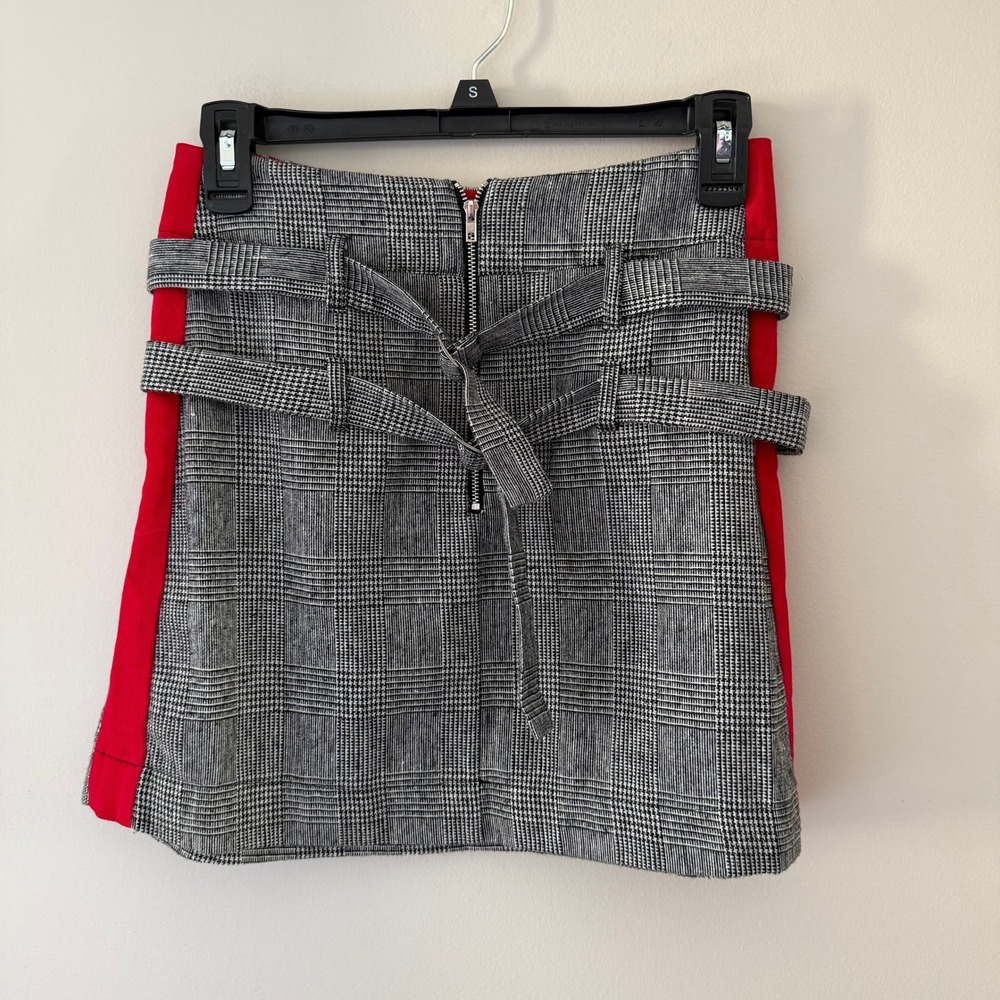 Mags & Pye Glen Plaid Mini Skirt Red Side Stripe Double Buckle Belted‎ Grey 8